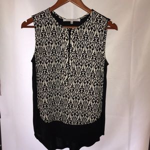 Collective Concepts sleeveless blouse